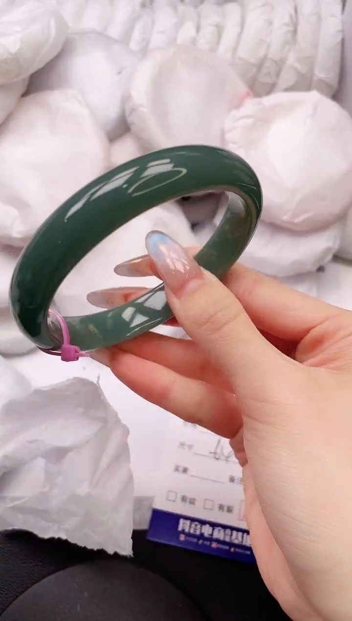 【闪购商品】石英质玉手镯未镶嵌4K324-64