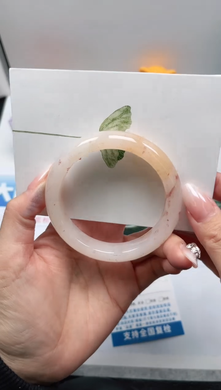 【闪购商品】石英质玉未镶嵌手镯300-58