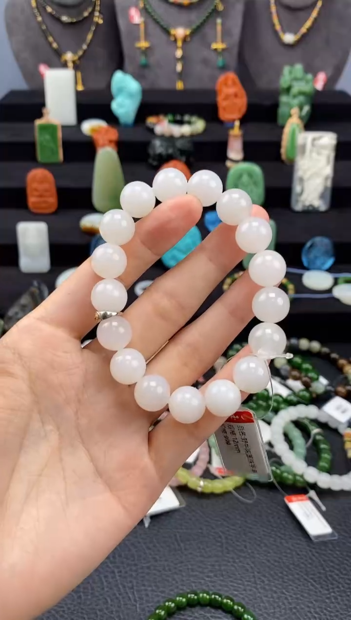 【闪购商品】和田玉-未镶嵌12mm野牛沟圆珠手串