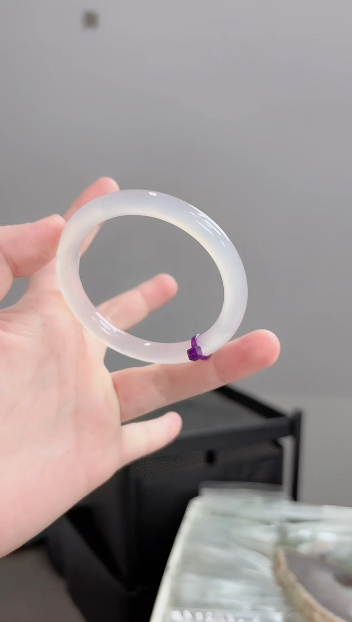 手镯玛瑙/玉髓未镶嵌57圈卡8白月光