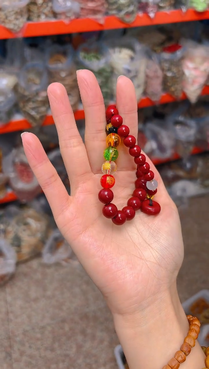 吊坠粉压象牙果沙沙单圈一条