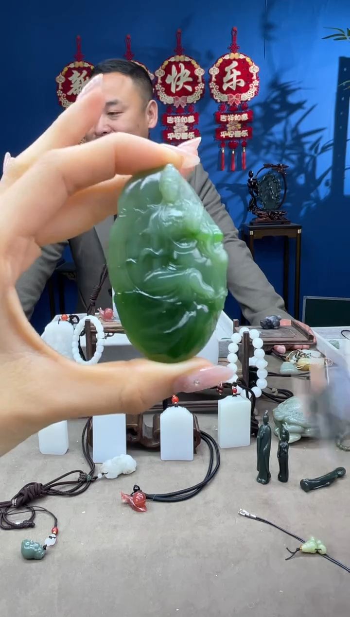 【闪购商品】和田玉未镶嵌颈饰1