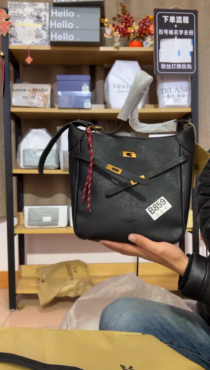 小牛剖层皮革老张家女包859