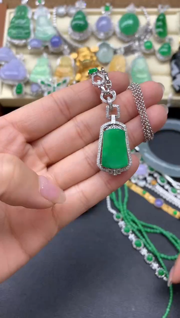 【闪购商品】翡翠颈饰18K金镶嵌552-中国好珍宝