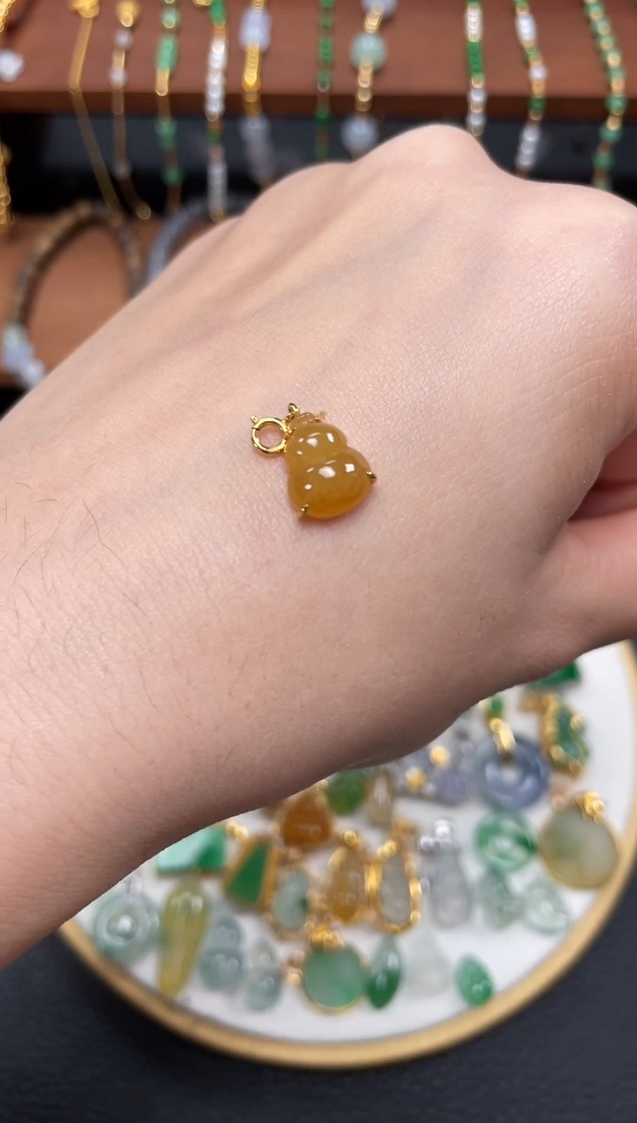 【闪购商品】翡翠吊坠(不含链)18K金镶嵌一个  JK318