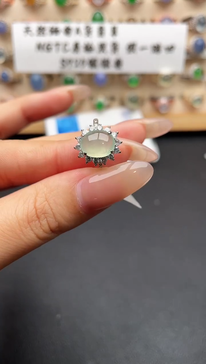 银S925镶嵌戒指翡翠一物一证一礼盒