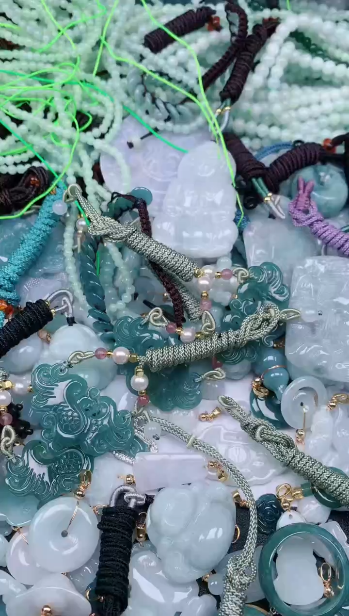 【闪购商品】翡翠颈饰未镶嵌.0007537