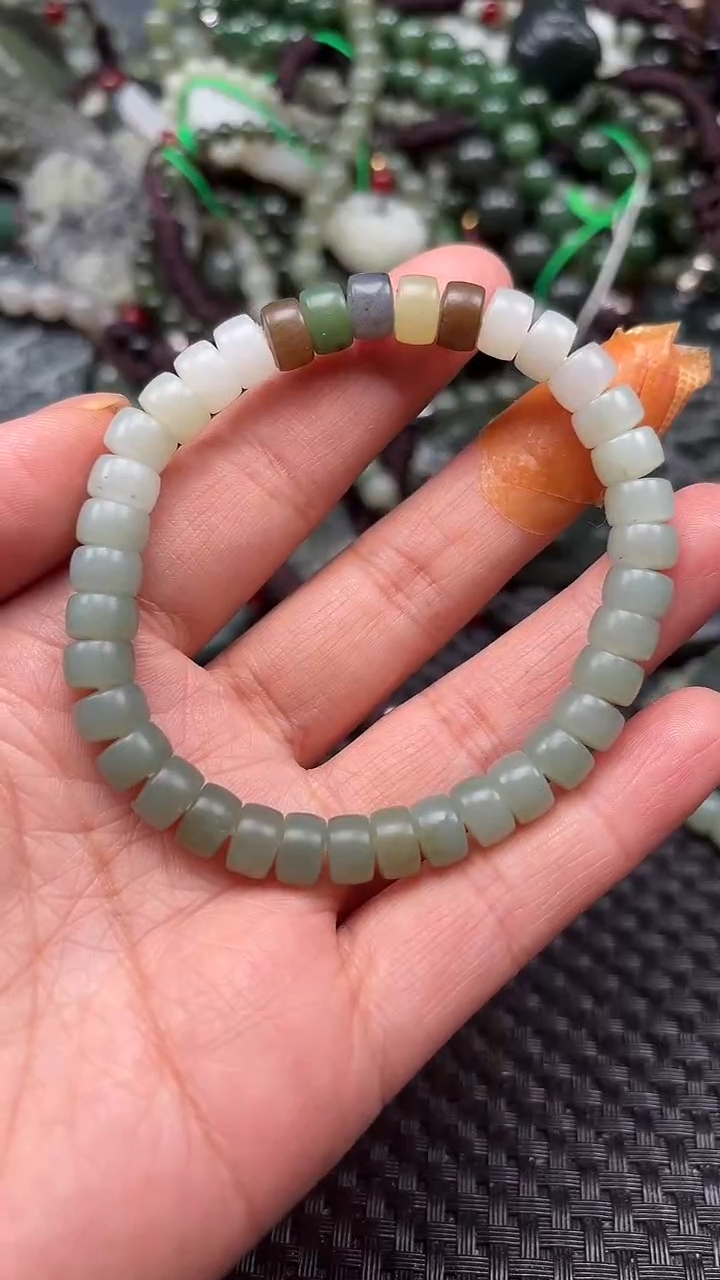 【闪购商品】和田玉颈饰未镶嵌1