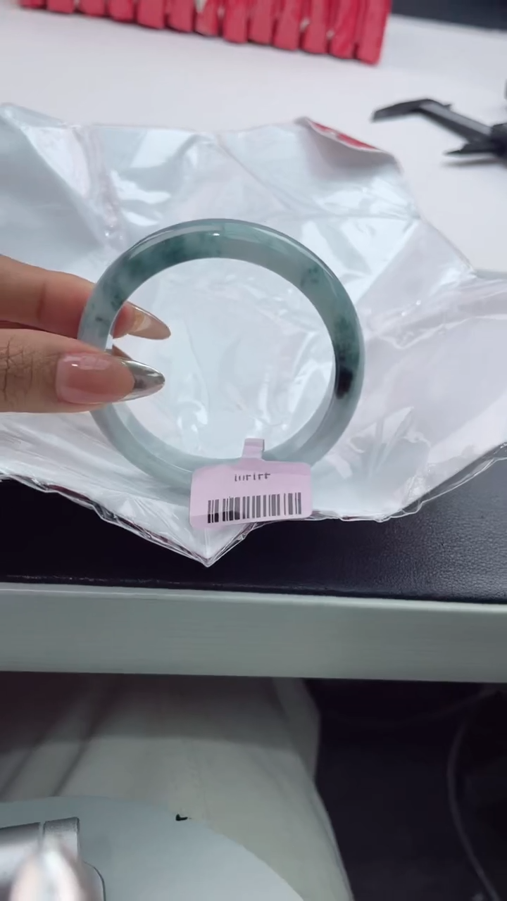 【闪购商品】翡翠手镯未镶嵌6翡翠手镯