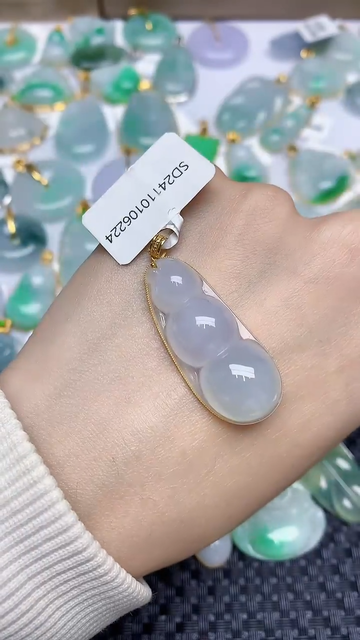 【闪购商品】翡翠颈饰18K金镶嵌543454534