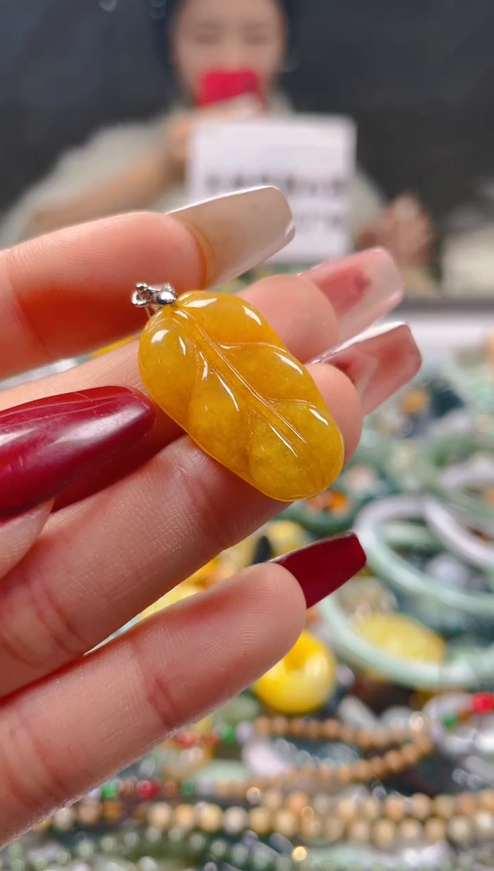 【闪购商品】翡翠颈饰未镶嵌/K/翡翠A货一图一物