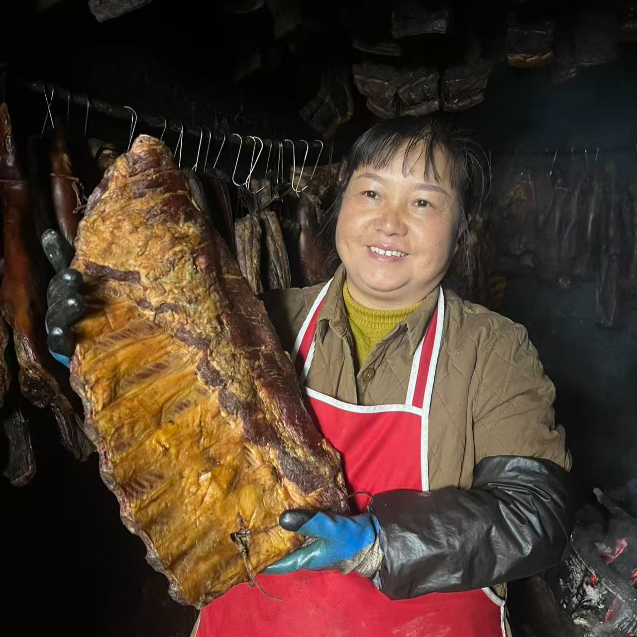 腊排骨湖北恩施腊肉老腊肉农村粮食猪腊肉
