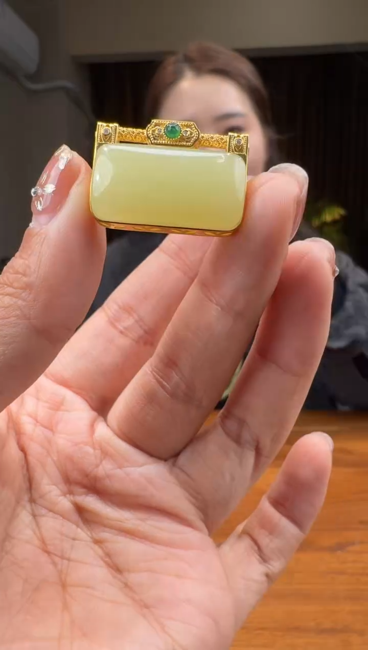 【闪购商品】和田玉17518K金镶嵌1.22冰冰