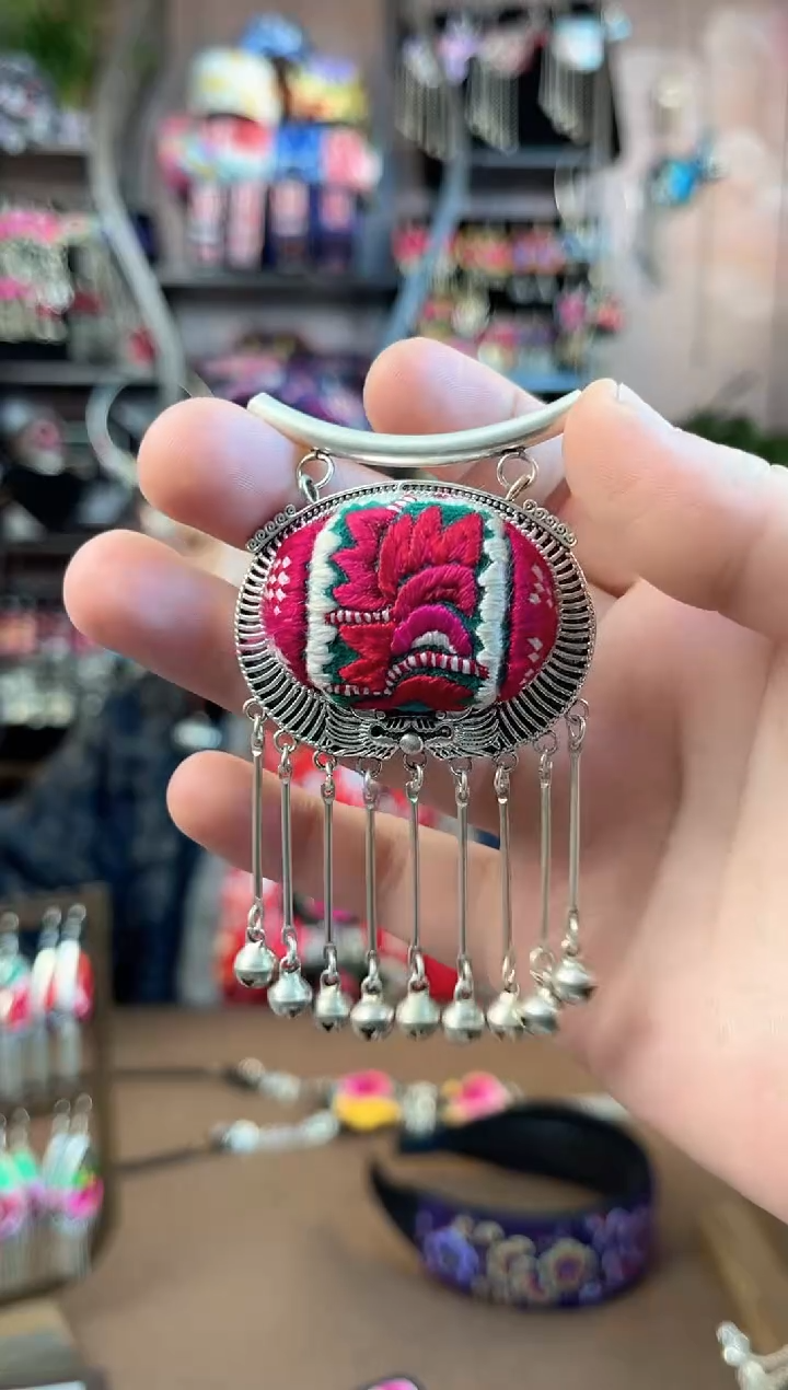 织绣民族风手工非遗老绣饰品634