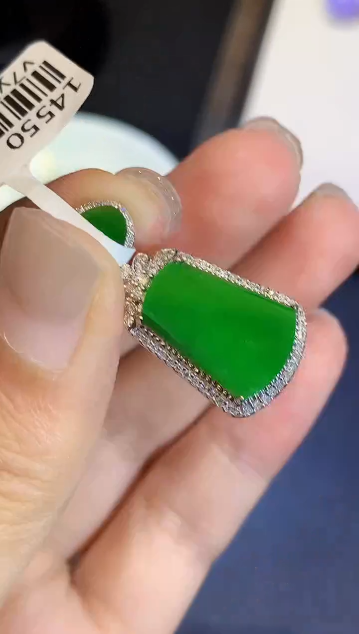 翡翠18K金镶嵌吊坠(不含链)WHX多样性发其一