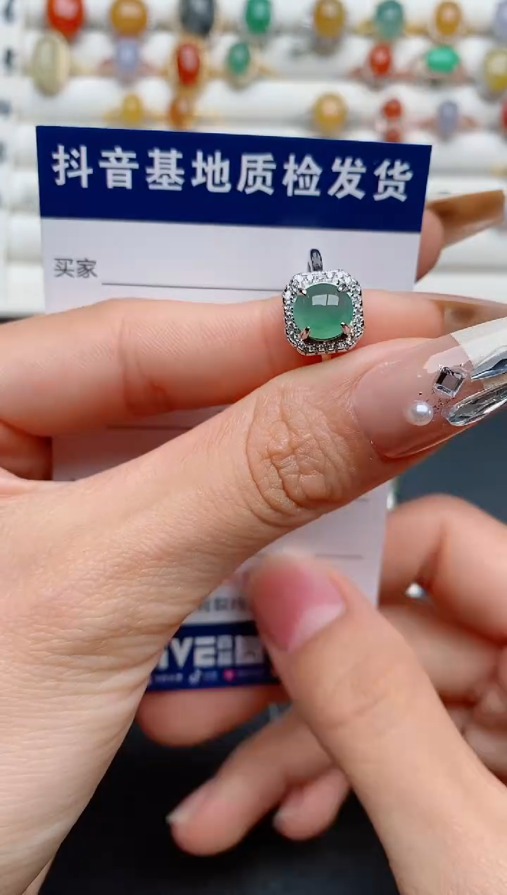 【闪购商品】翡翠戒指银S925镶嵌............