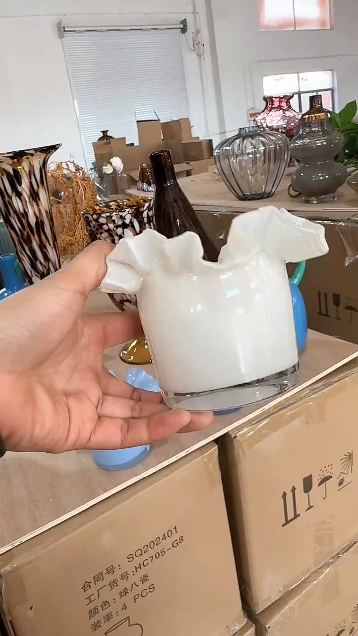 【闪购商品】玻璃白色折纸烛台