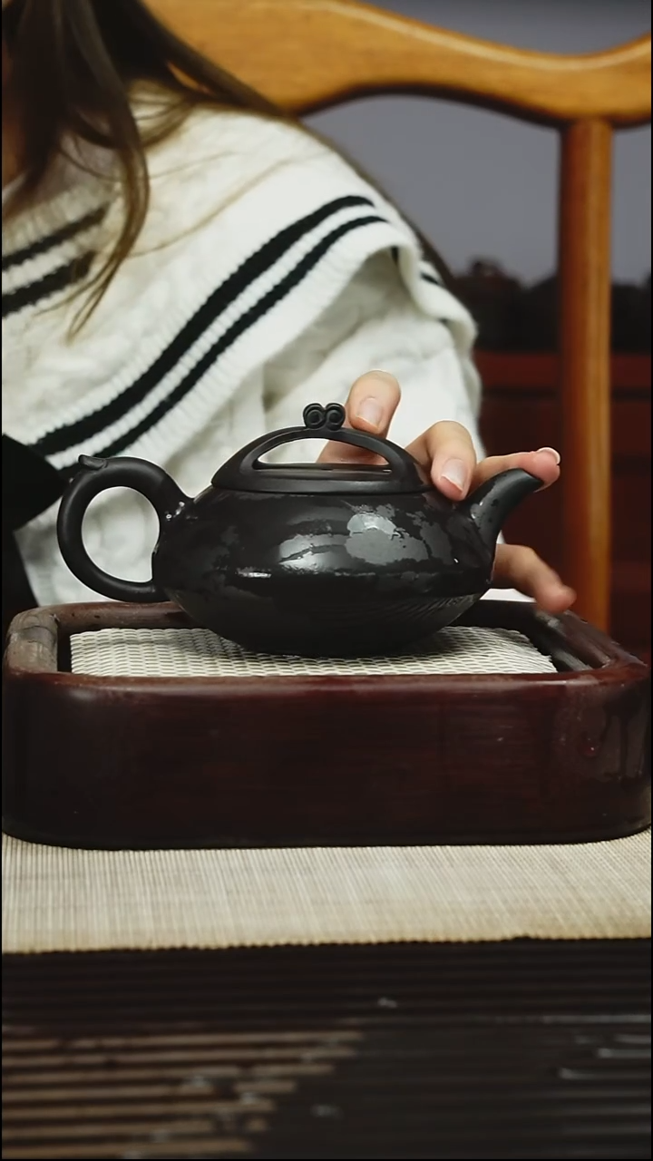 茶壶紫砂w**i300毫升