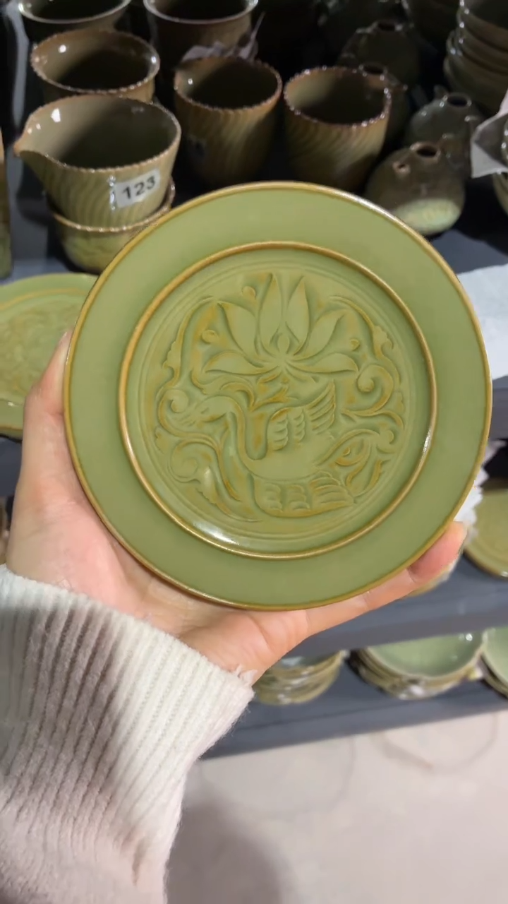 耀州窑仰山手工大盖置莲纹鹤353