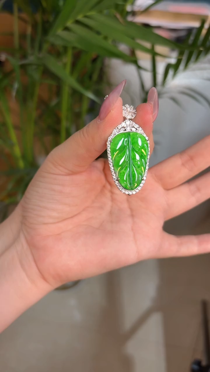 翡翠银S925镶嵌颈饰天然A货翡翠吊坠