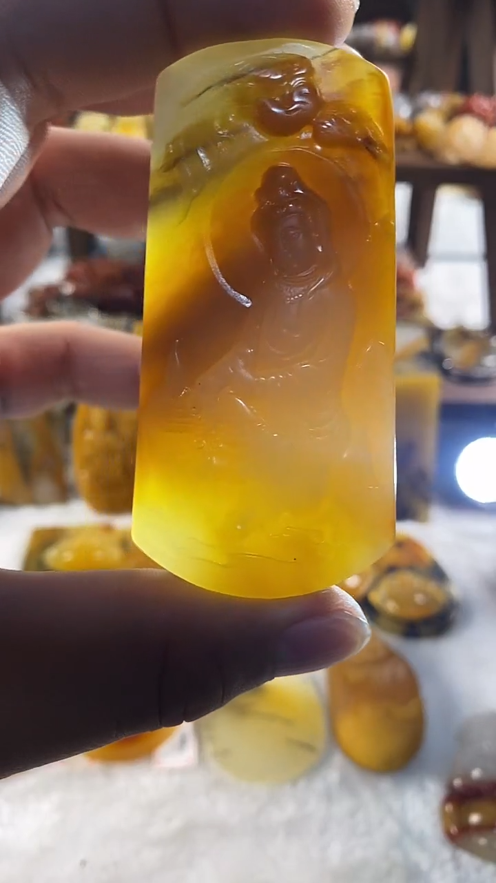 未镶嵌石英质玉挂件石英质玉挂件