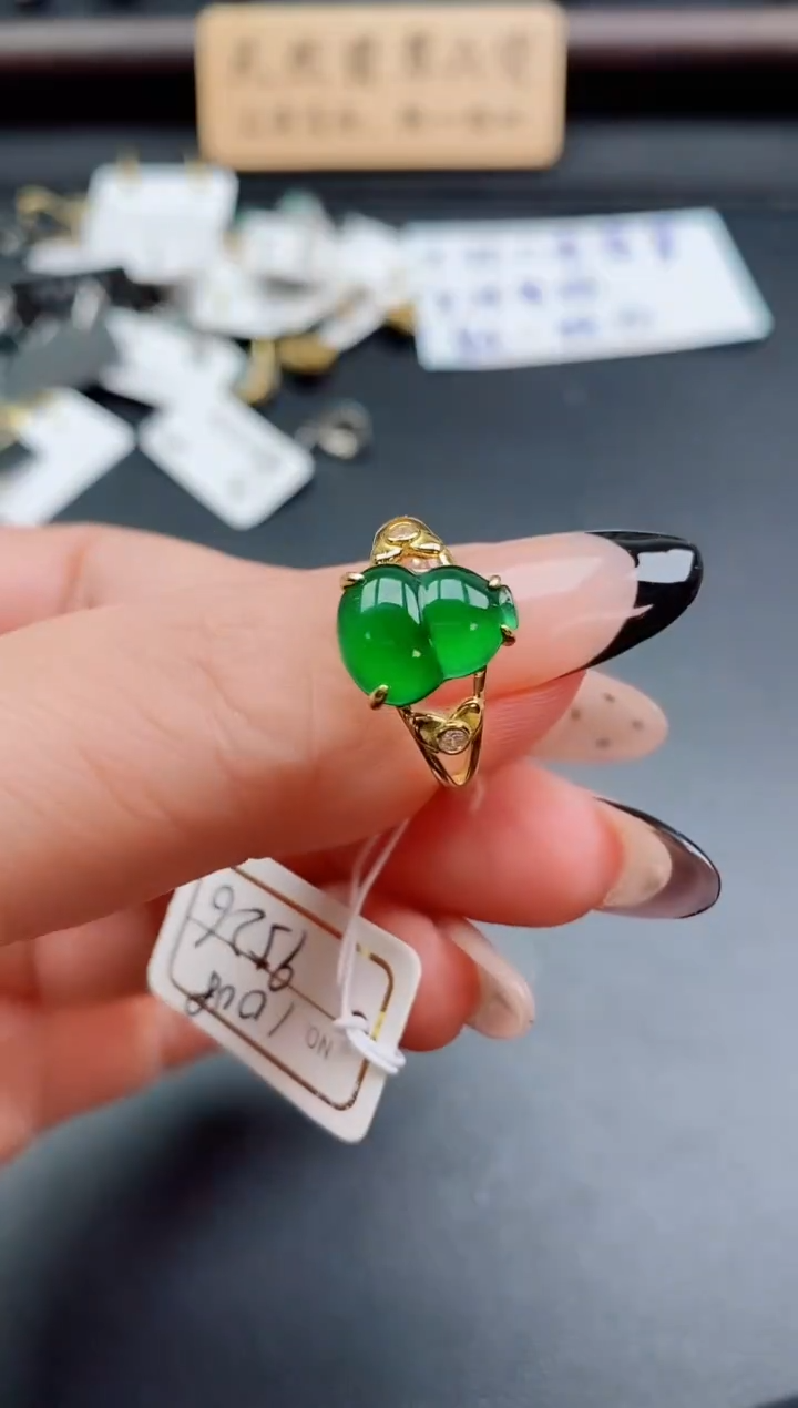 银S925镶嵌戒指翡翠1