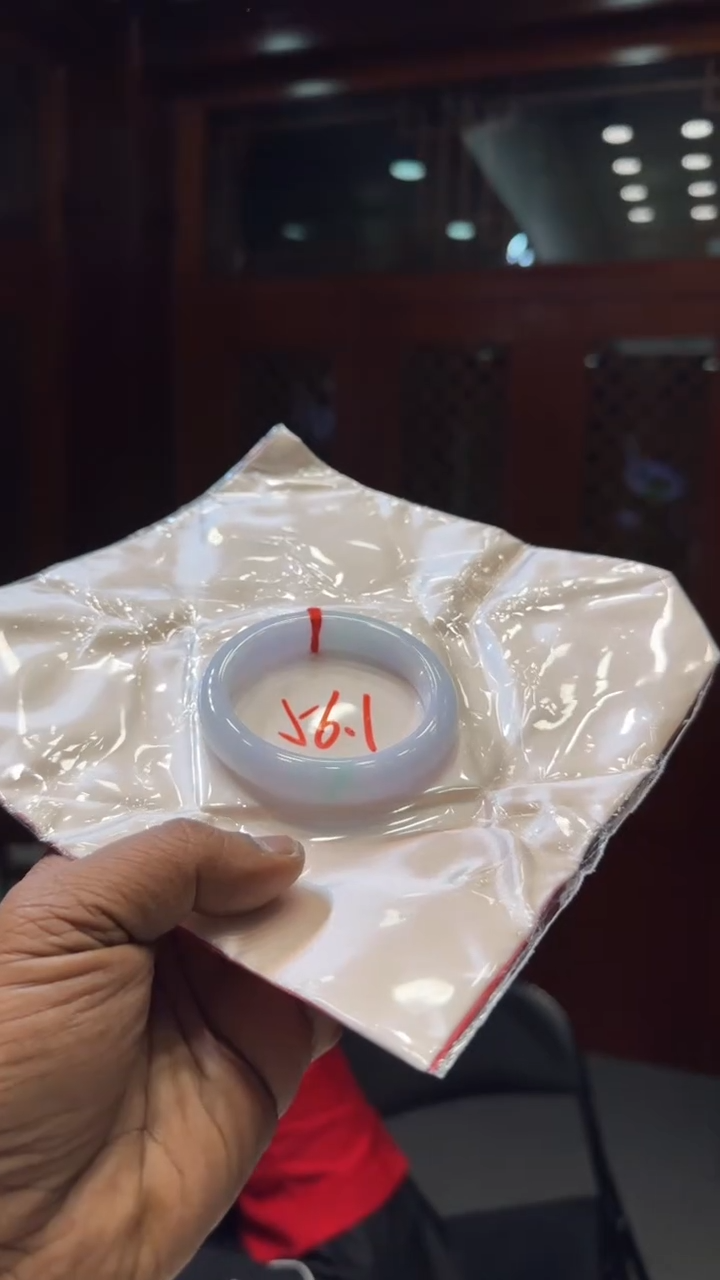 【闪购商品】翡翠手镯未镶嵌手镯