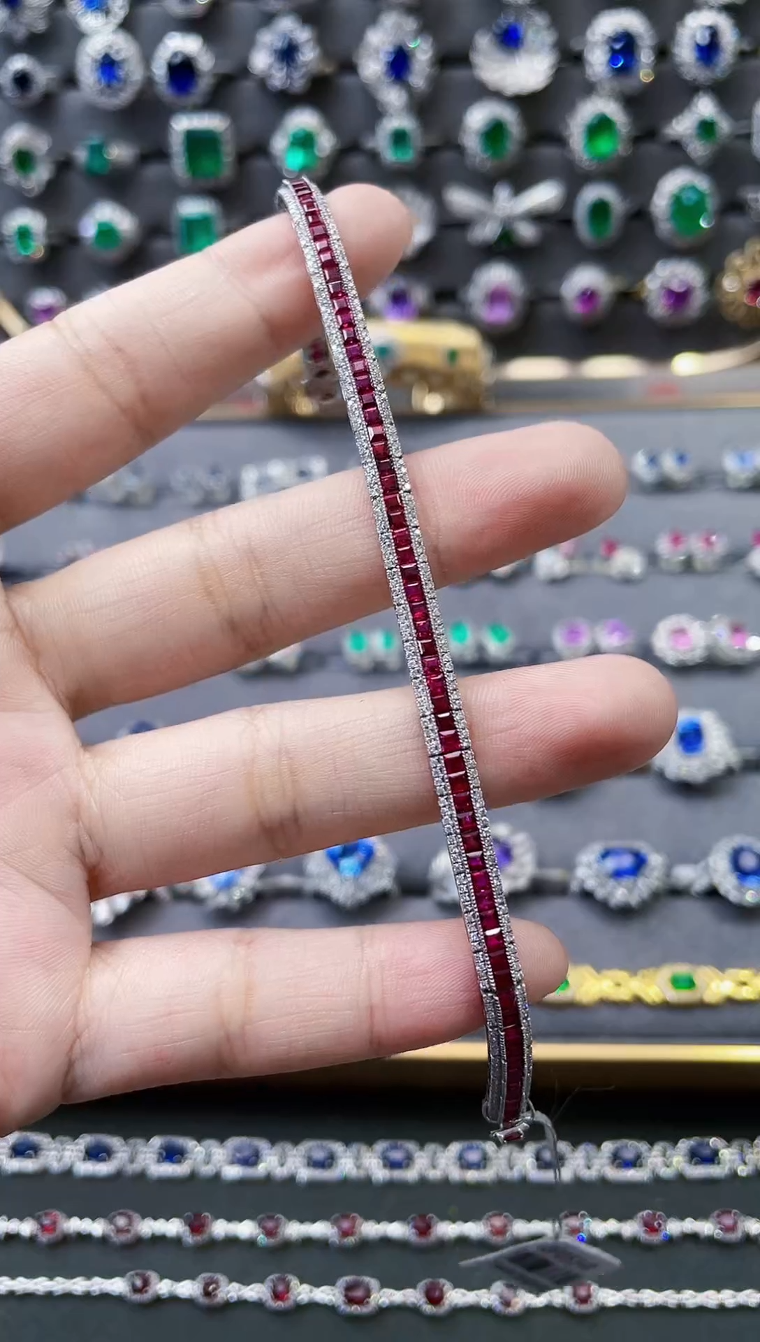 【闪购商品】红宝石手链18K金镶嵌1