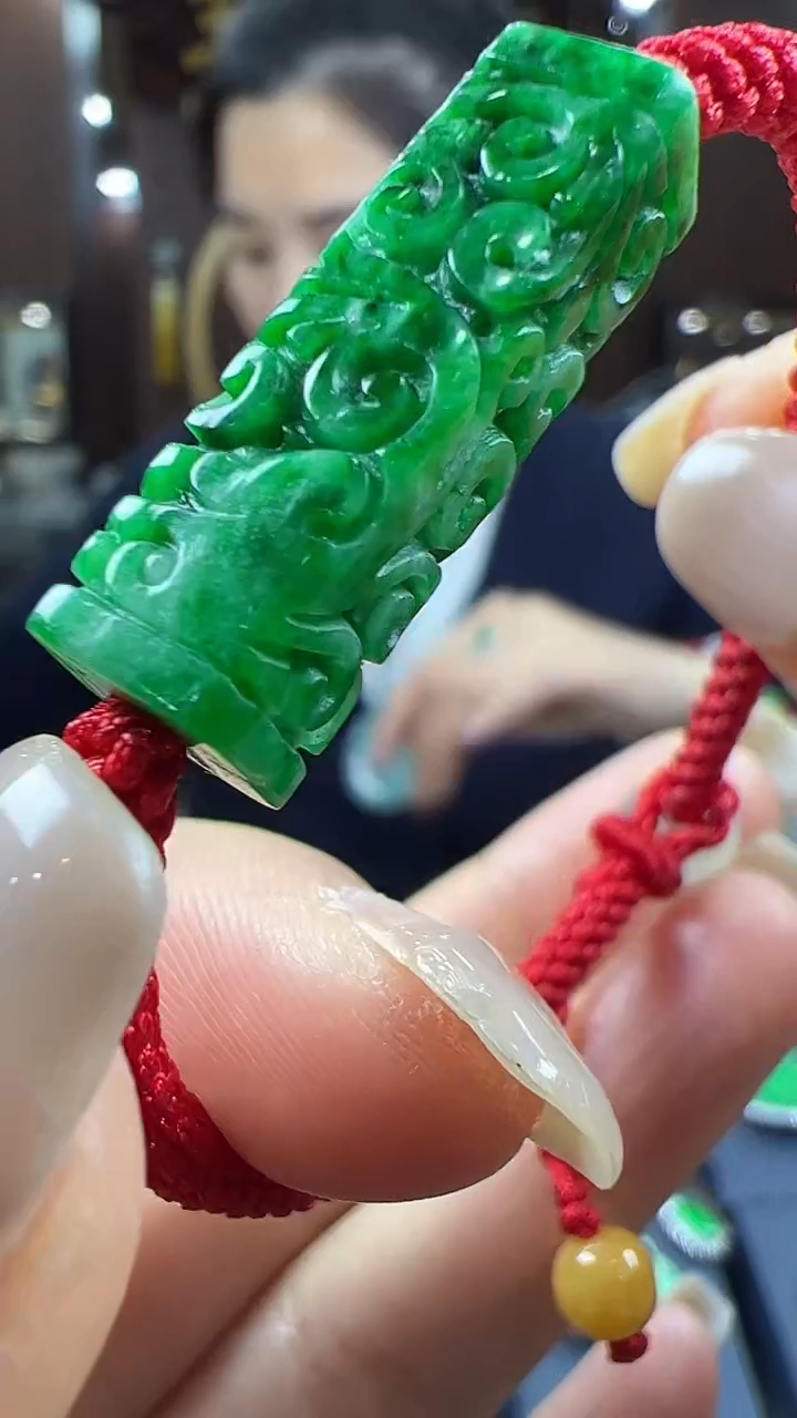 【闪购商品】翡翠挂件未镶嵌四方柱手绳