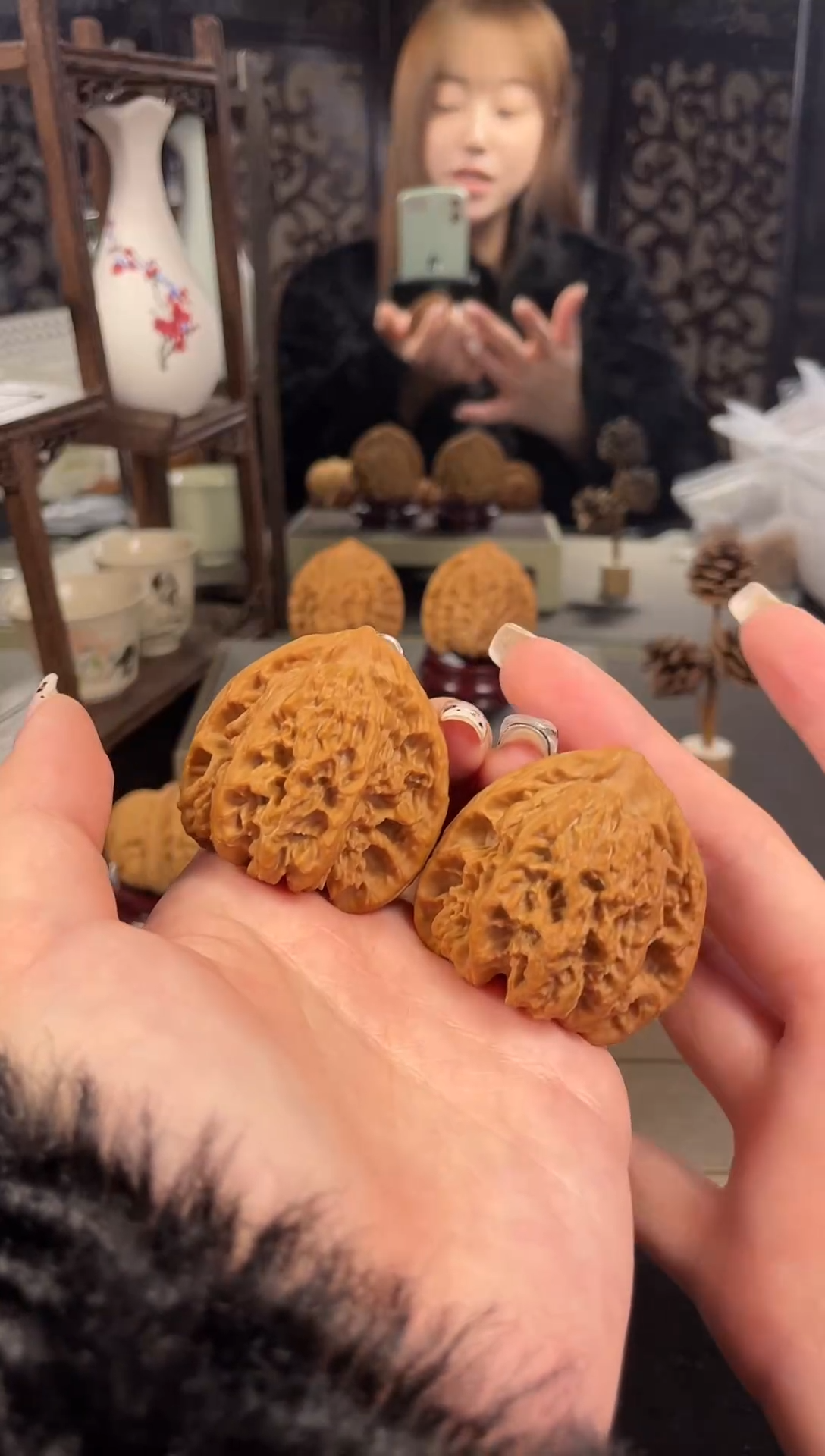 【闪购商品】文玩核桃把件盘龙虎头44尺-2