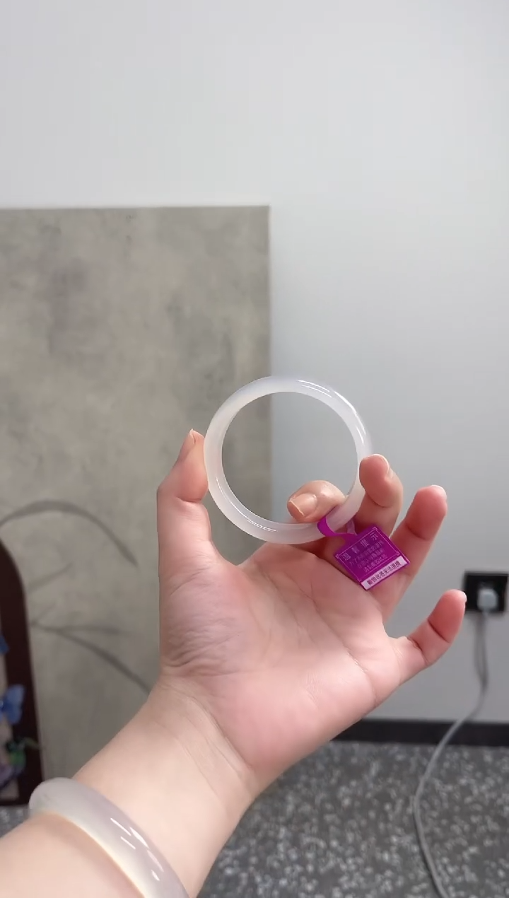 【闪购商品】玛瑙/玉髓手镯未镶嵌53-54圈口需要包容