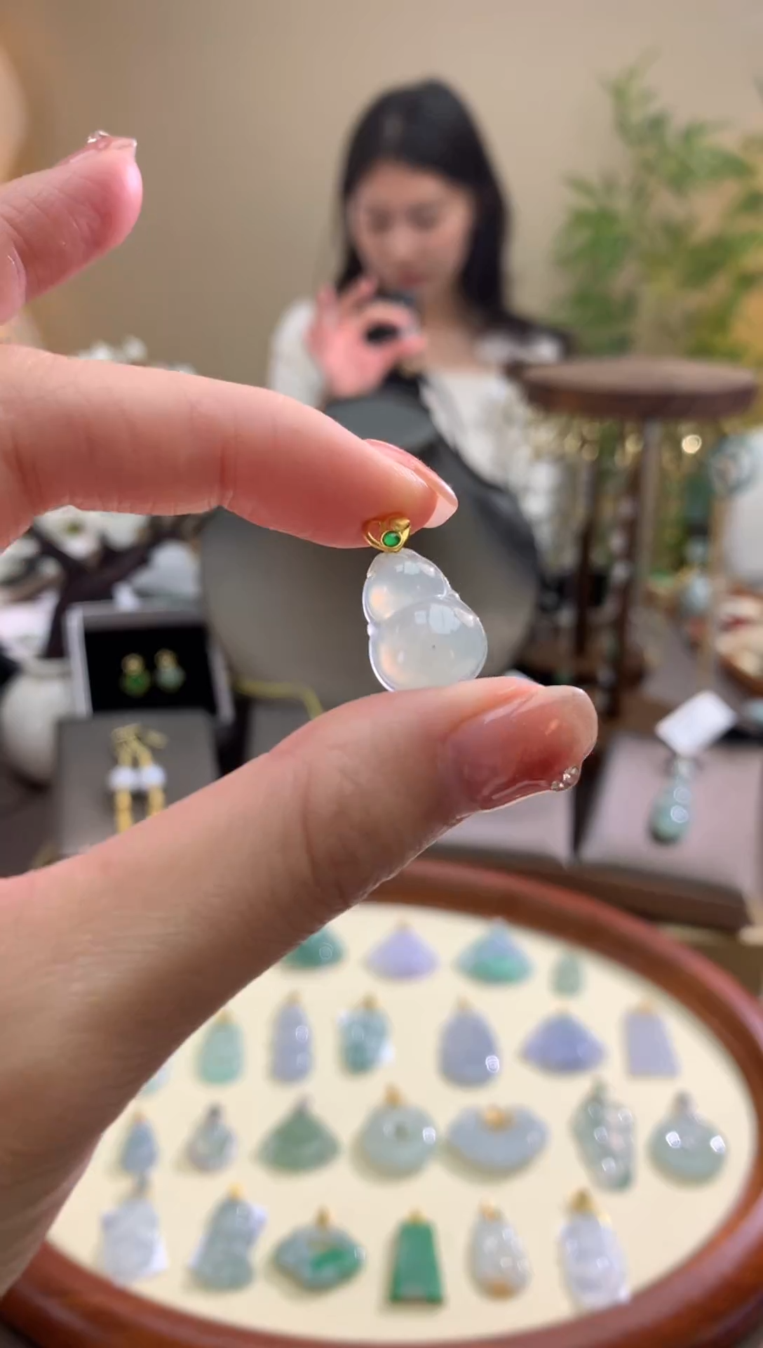 【闪购商品】翡翠颈饰18K金镶嵌葫芦