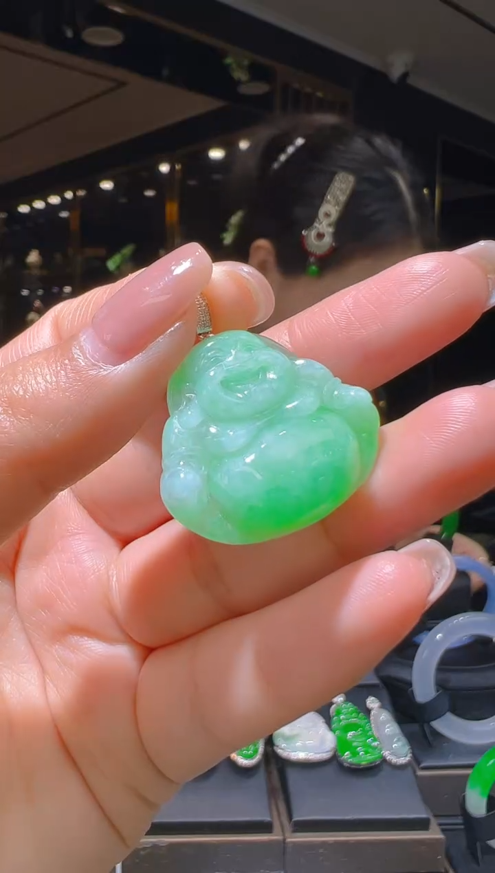 【闪购商品】翡翠吊坠(赠链)18K金镶嵌112(多样性发货)