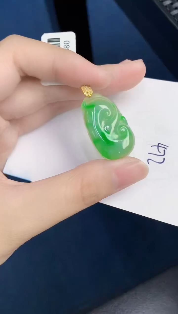 【闪购商品】翡翠颈饰18K金镶嵌000000000