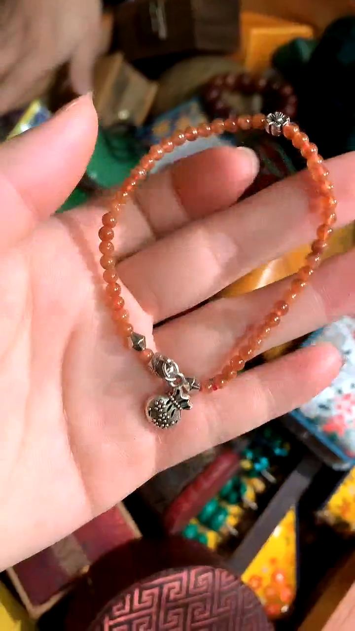 【闪购商品】石榴石手链银S925镶嵌德诚精品专属摆件