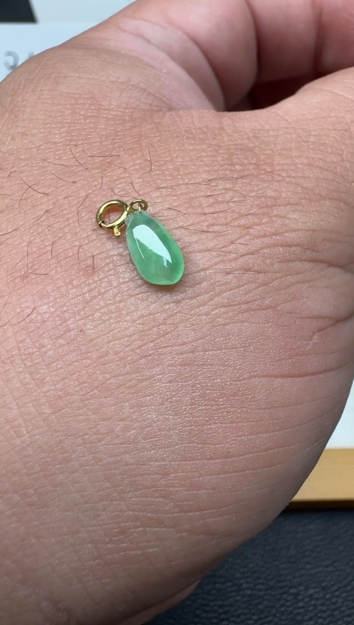 颈饰18K金镶嵌翡翠（20号）纯天然A货缅甸翡翠 小滴溜