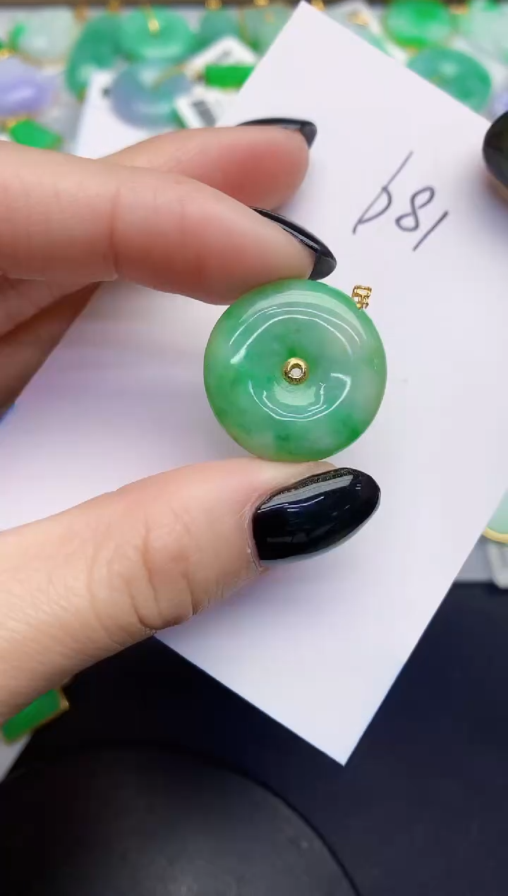 【闪购商品】翡翠颈饰18K金镶嵌0000000000