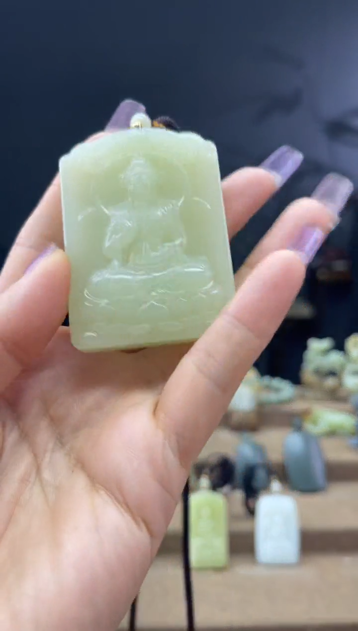 颈饰未镶嵌和田玉1