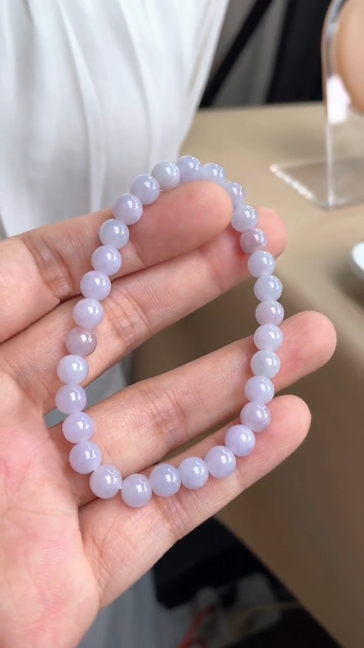 颈饰未镶嵌翡翠手串