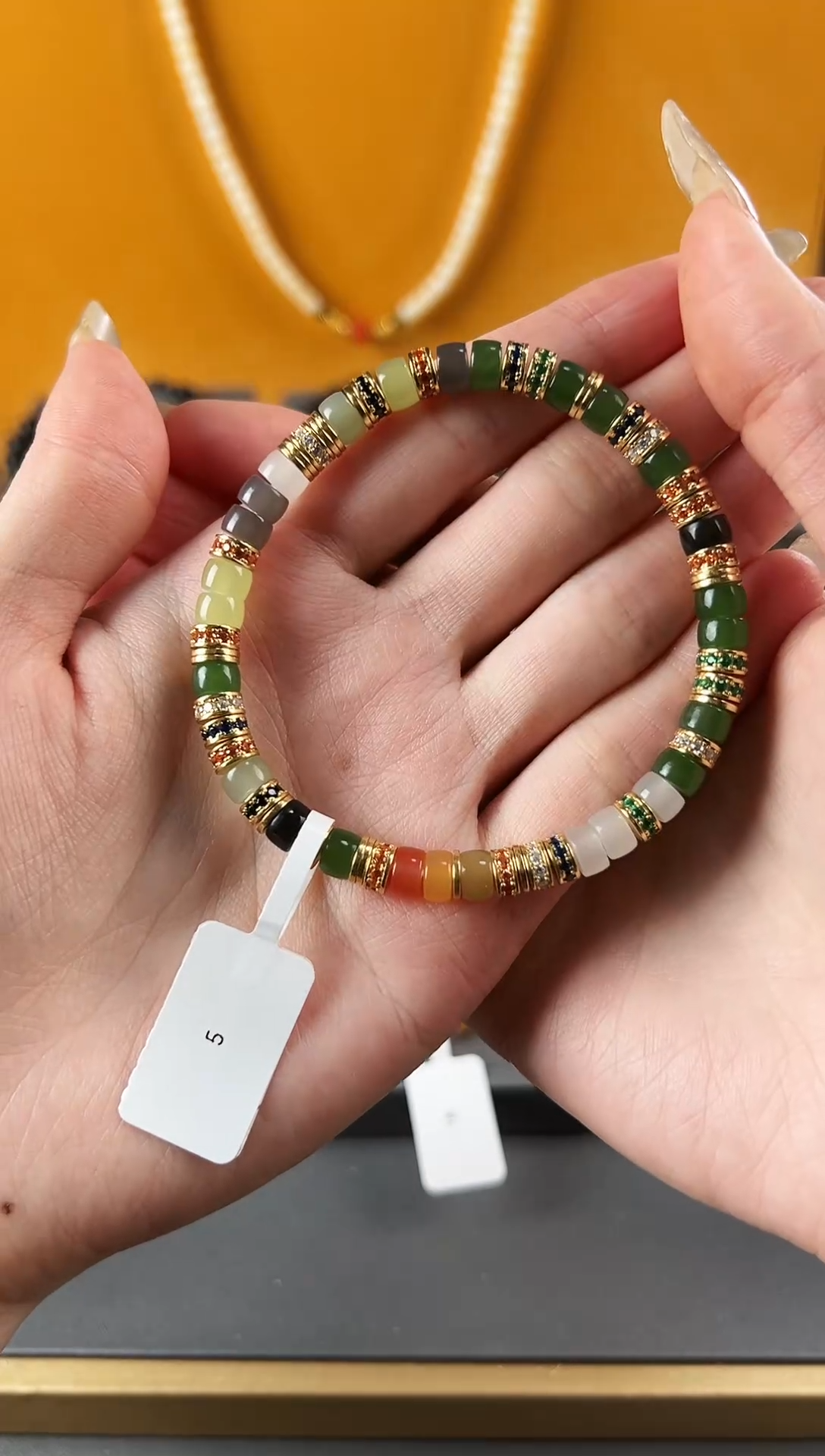 银S925镀金镶嵌手串和田玉5彩虹药片卡6mm