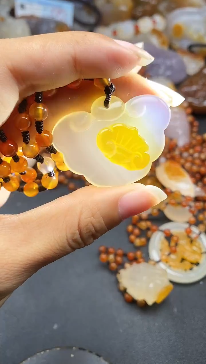 未镶嵌1玛瑙/玉髓高***all