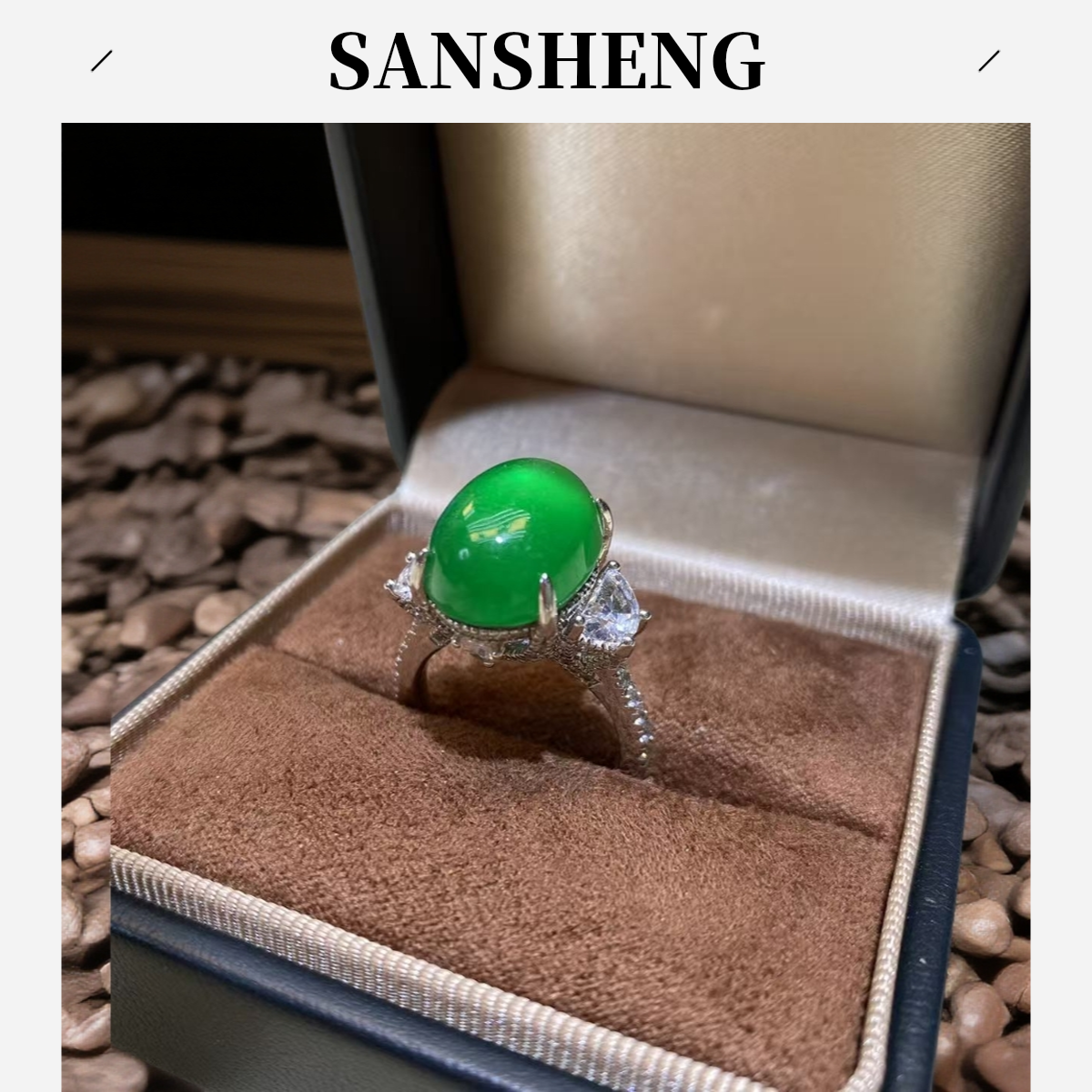  贵气优雅满绿鸽子蛋戒指j31