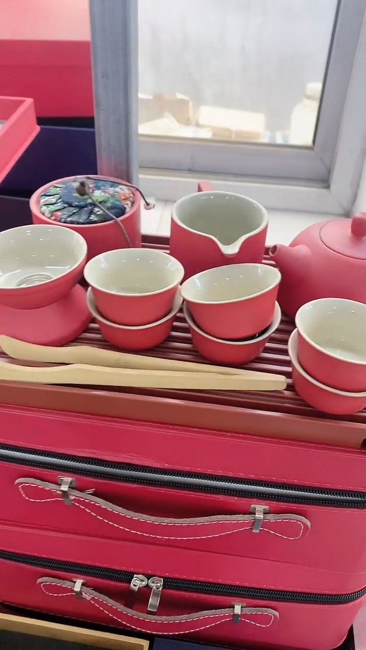 瓷片锅碗瓢盆一件不留@@1