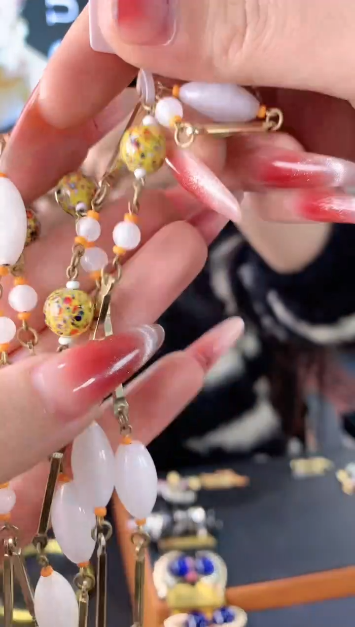 【闪购商品】瓷片楚楚中古珠宝甄选不退换