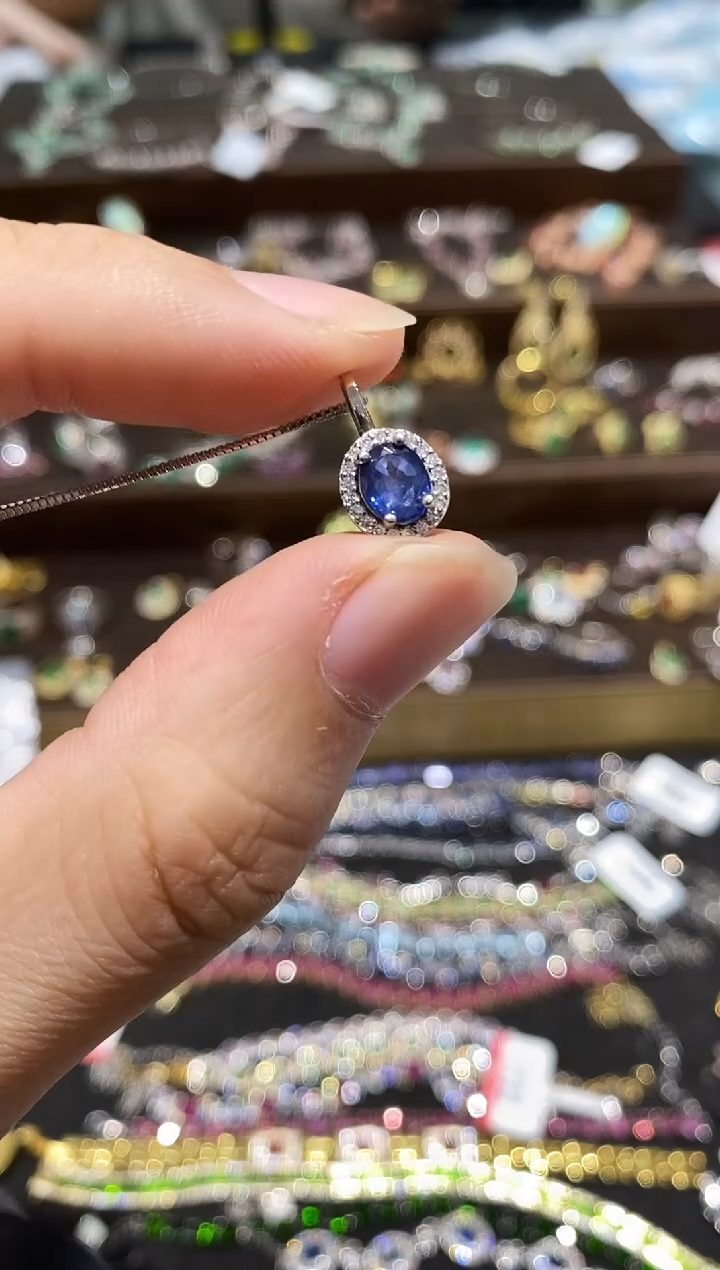 【闪购商品】蓝宝石颈饰银S925镶嵌吊坠