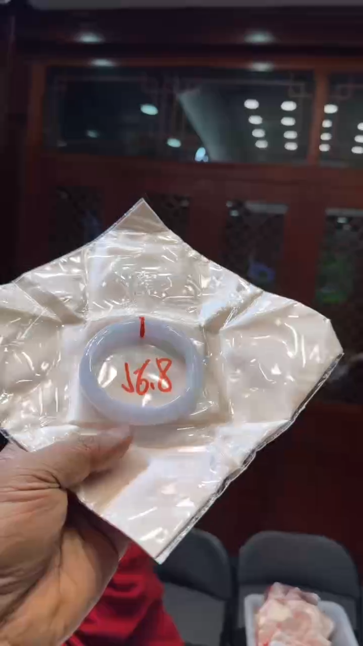 【闪购商品】翡翠手镯未镶嵌手镯