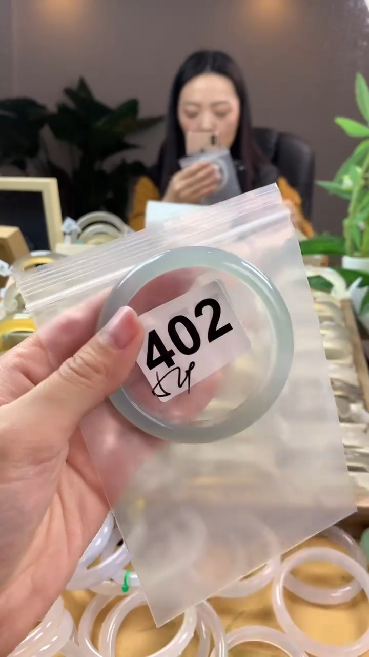 【闪购商品】玛瑙/玉髓手镯未镶嵌402