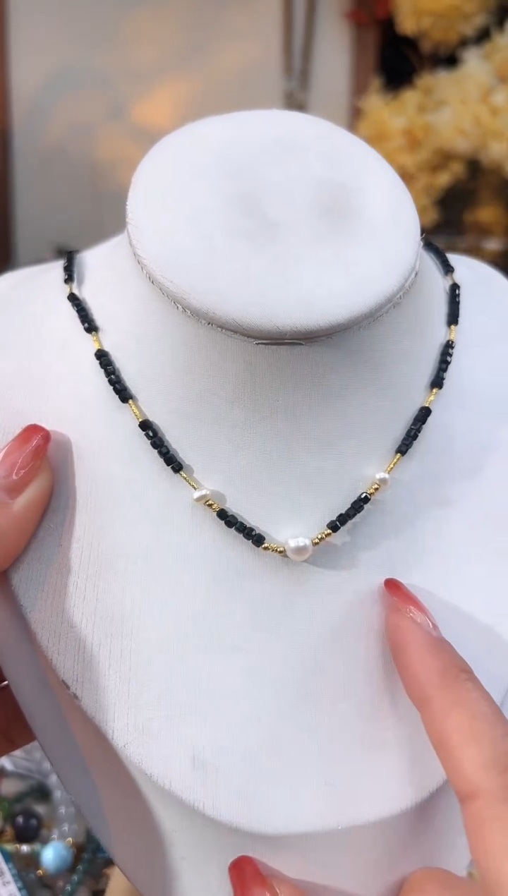 【闪购商品】碧玺颈饰18K金镶嵌@@F921F013540