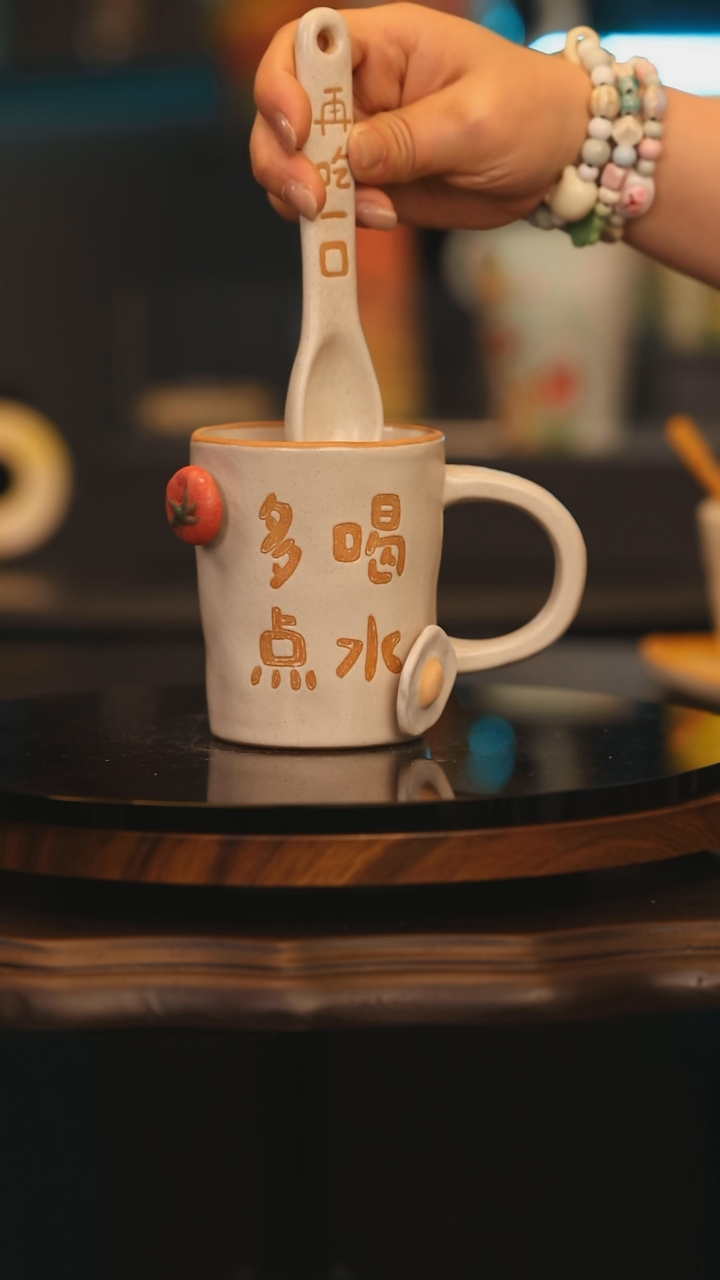 【闪购商品】摆件景德镇釉下彩绘设计师款陶瓷