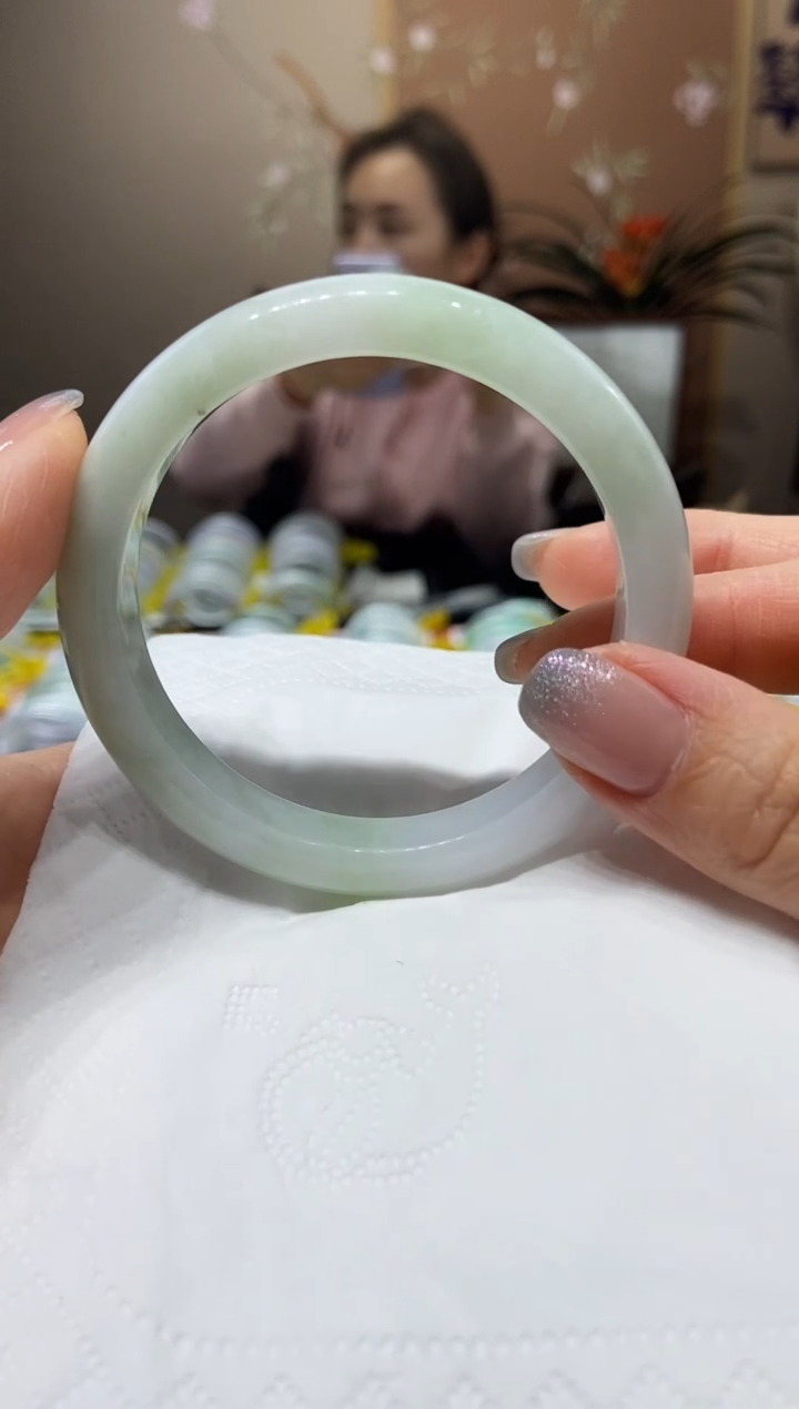 【闪购商品】翡翠手镯未镶嵌5455圈口
